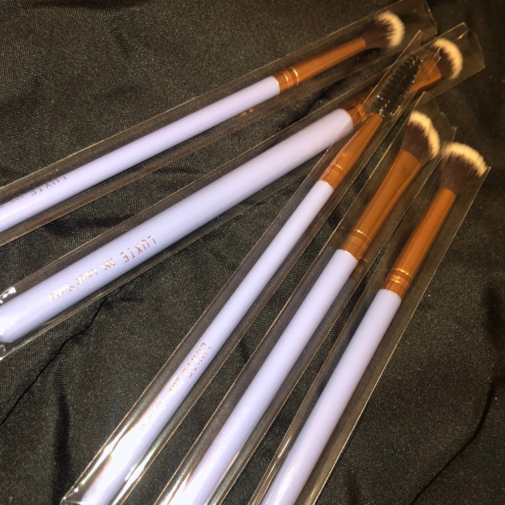 Makeup Brushes